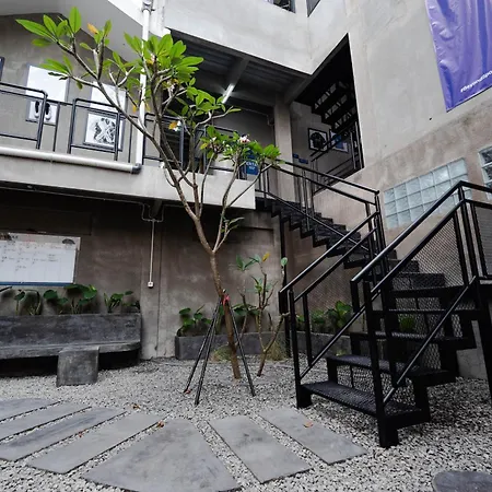 Manta Living Hostel